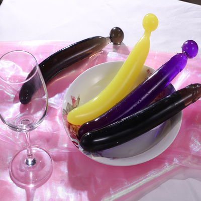 Jouets anaux de sexe de Massager de clitoris de vagin de prise de vente de godemichés en cristal chauds de légume fruit pour la masturbation femelle