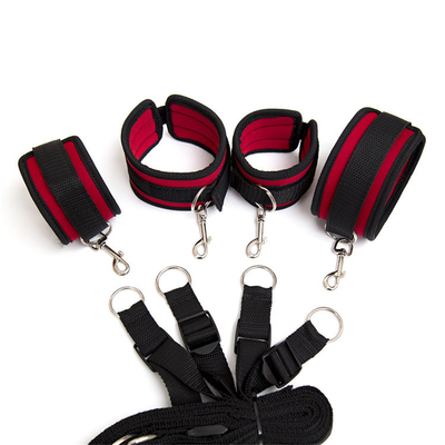 Prix de l'usine SM bondage retenue Kit de bondage de lit de haute qualité BDSM Fétis jouet