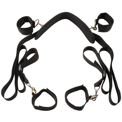 La ceinture réglable pour les activités au lit, jouets de flirt très occasionnels, sm bondage pour les jeux de couple.