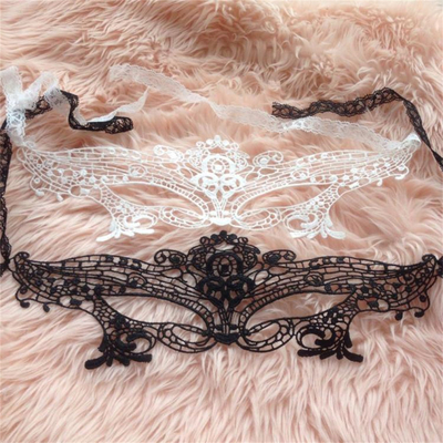 Masque pour les yeux en dentelle creuse Bar Night Show Prop Masquerade Ball Masque de dentelle sexy noir