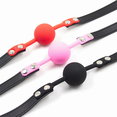 Jouets de verrouillage Jeux pour adultes Fétichisme Bouche de silicone Boule de gueule en pou Leather Bondage Restrictions Rose Rouge Noir Couleur