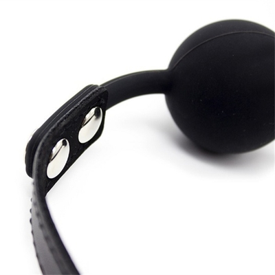 Jouets de verrouillage Jeux pour adultes Fétichisme Bouche de silicone Boule de gueule en pou Leather Bondage Restrictions Rose Rouge Noir Couleur