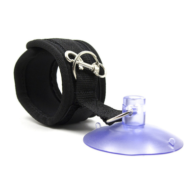 Des menottes de bondage en coton noir avec un puissant aspirateur pour les jeux de cosplay
