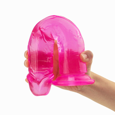 Une forte aspiration, un pénis artificiel, une gelée, un énorme gode pour femme, un vrai gode.