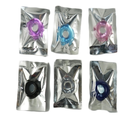 Utilisateurs de silicone pour hommes Fermeture de cristal coloré Anneau de sperme Retour de l'anneau Produits pour adultes amusants